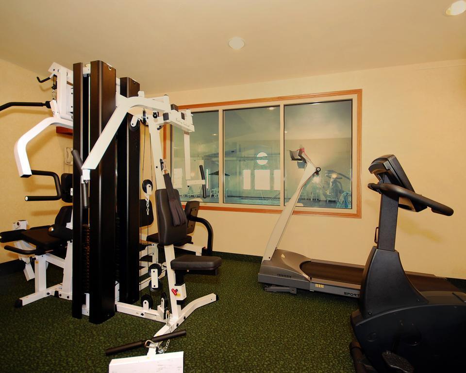 Comfort Suites At Par 4 Resort Waupaca Exteriör bild